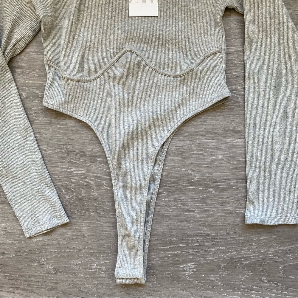 Zara Ribbed Bodysuit - Picture 11 of 12